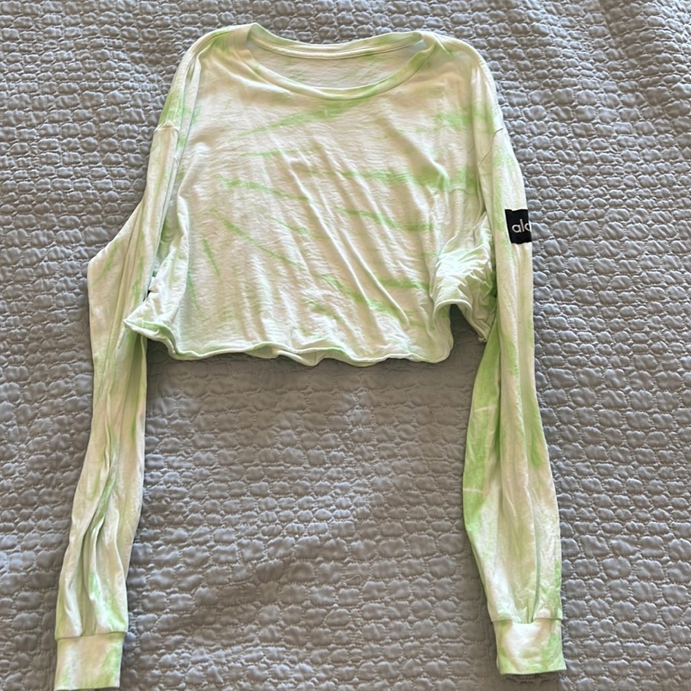 Alo yoga cropped tie dye long sleeve size small